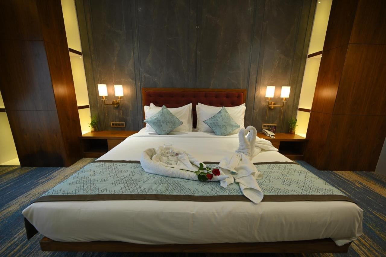 The Royal Class Hotel Гваліор Екстер'єр фото